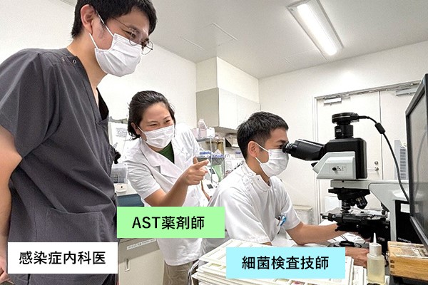 写真:広域抗菌薬投与例の確認